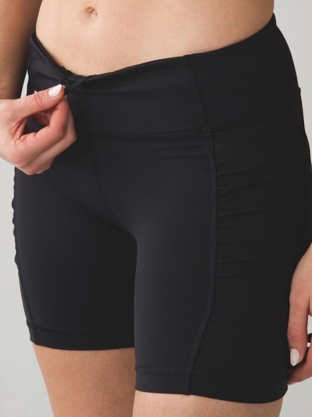 Lululemon Speed Track Short Black Size 8